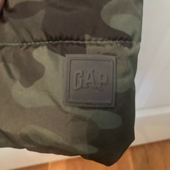 Gap Boys Puffer Coat EUC 18-24M Mid Length Detach-Hooded Camo ColdControl Max - Picture 6 of 10